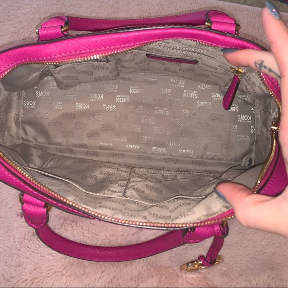 Michael kors satchel - Picture 5 of 6